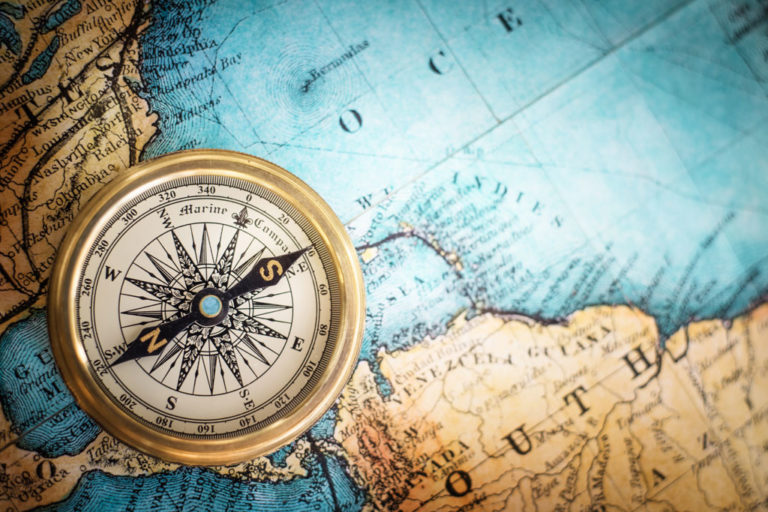 shutterstock_1014403549 compass map