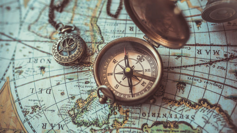 shutterstock_541520356 compass map