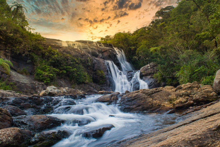 shutterstock_1567298971 waterfall