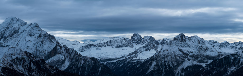 shutterstock_1923154883 mountains ice glacier