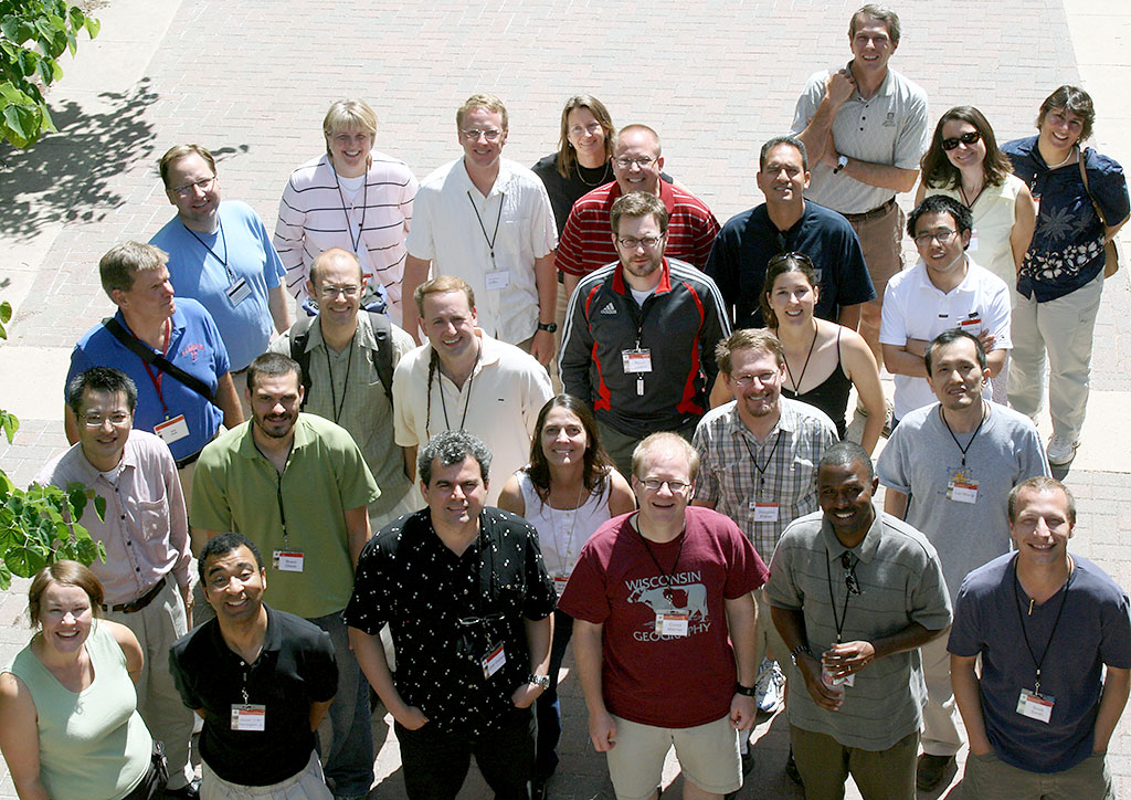 Participants of the 2008 GFDA workshop gather for a photo