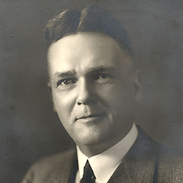 Photo of Harlan Barrows