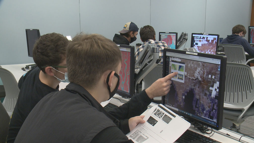 Photo of students at Lakeland Community College participating in an introductory geography class; by Bobby Oliver