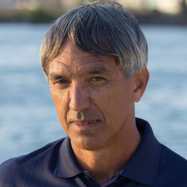 Charles Nainoa Thompson